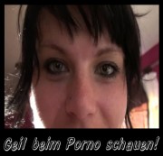 sexy-privat-girl - Geil geworden beim Porno schauen