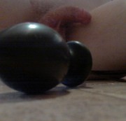 slave313 - Anal stöpsel im arsch gelassen