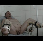 smfreund - gefesselter Sklave auf den Gynstuhl