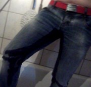 suesses-luder82 - dringendes Ns in meiner neuen engen strechhose....