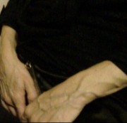 sweet-and-cuck – Masturbating herself in a corner of a Pub