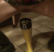 triefendevotze - in Gummistiefeln in GUMMISTIEFEL gepisst......