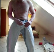 x-ducks - In die Hose gepisst